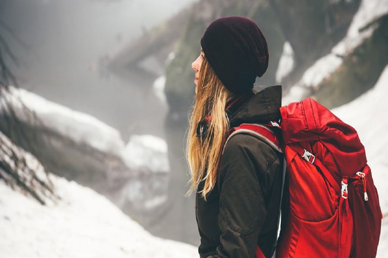4 Winter Hiking Body Protection Tips