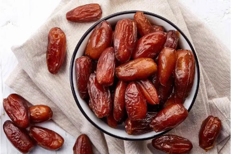 Dates – Definition, Properties, Benefits, How to Consume?