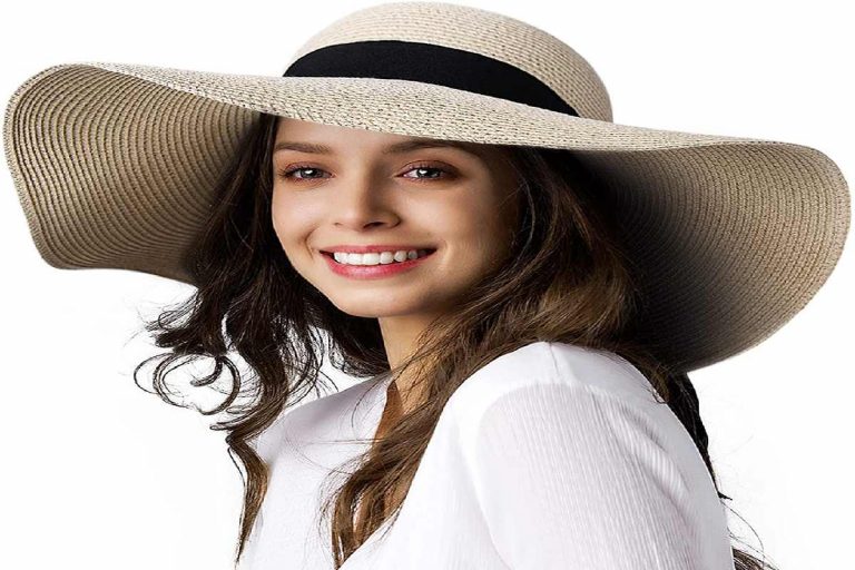 Why Straw Hats Are Becoming Popular