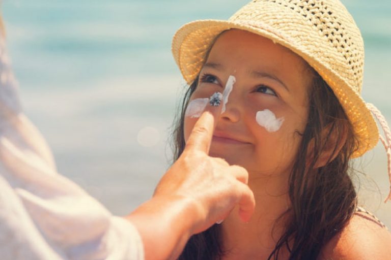 How Much Sunscreen You Should Be Using To Prevent Sun Damage?